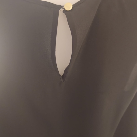 Jones NY Sleeveless Draped Loose Fit Black & Beige Top - Picture 5 of 5